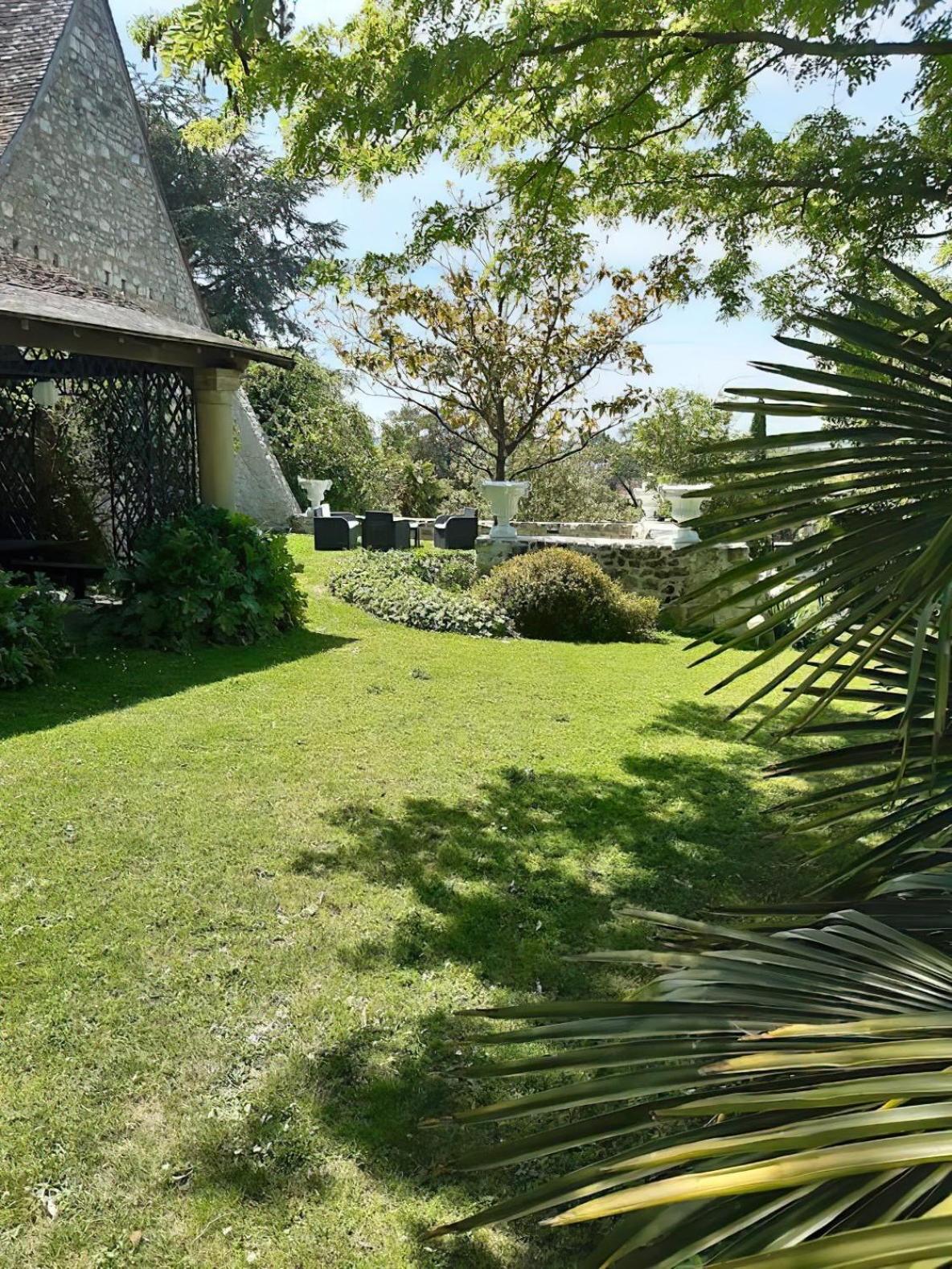 Hotel Domaine Les Feuillants Crouzilles Exterior foto